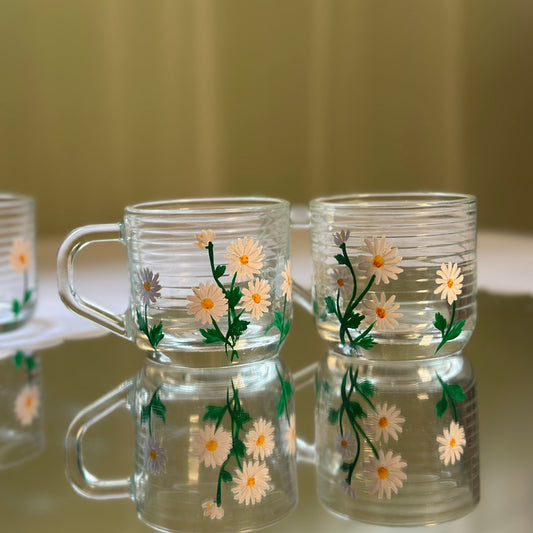 Delicate Daisy - Tea cup