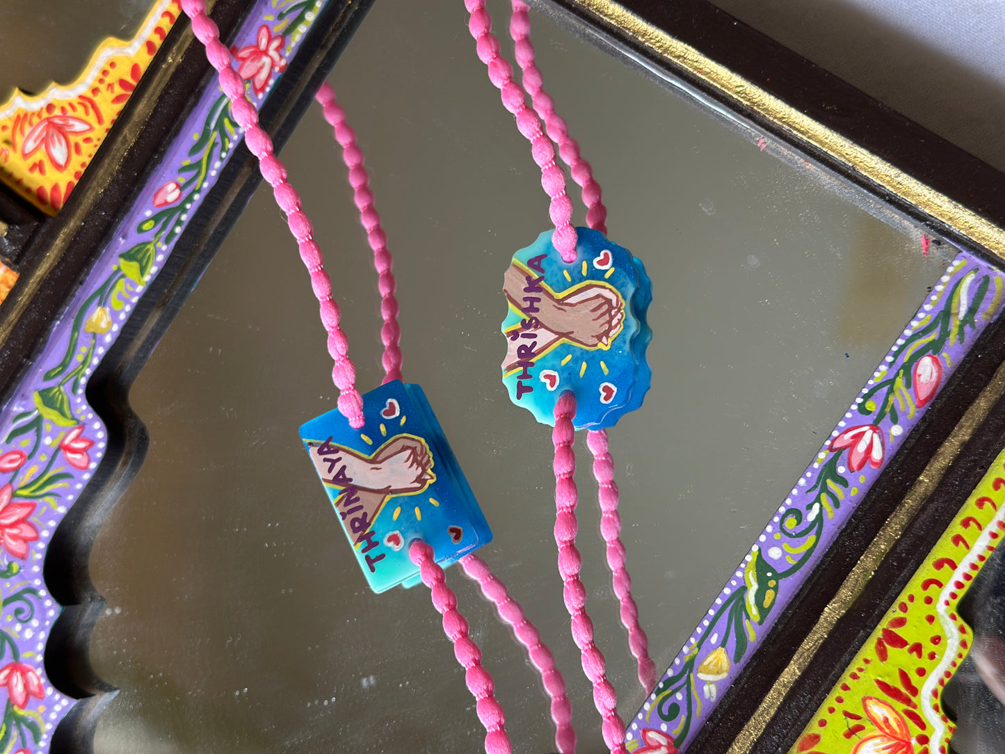 Theme Rakhi