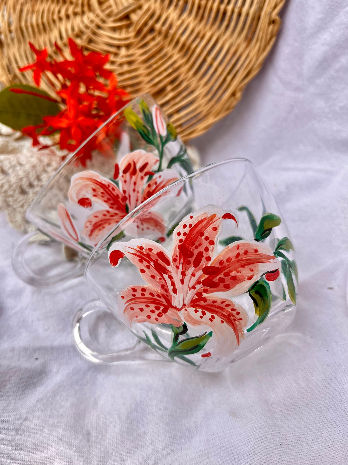 Big Lilies - Tea Cup