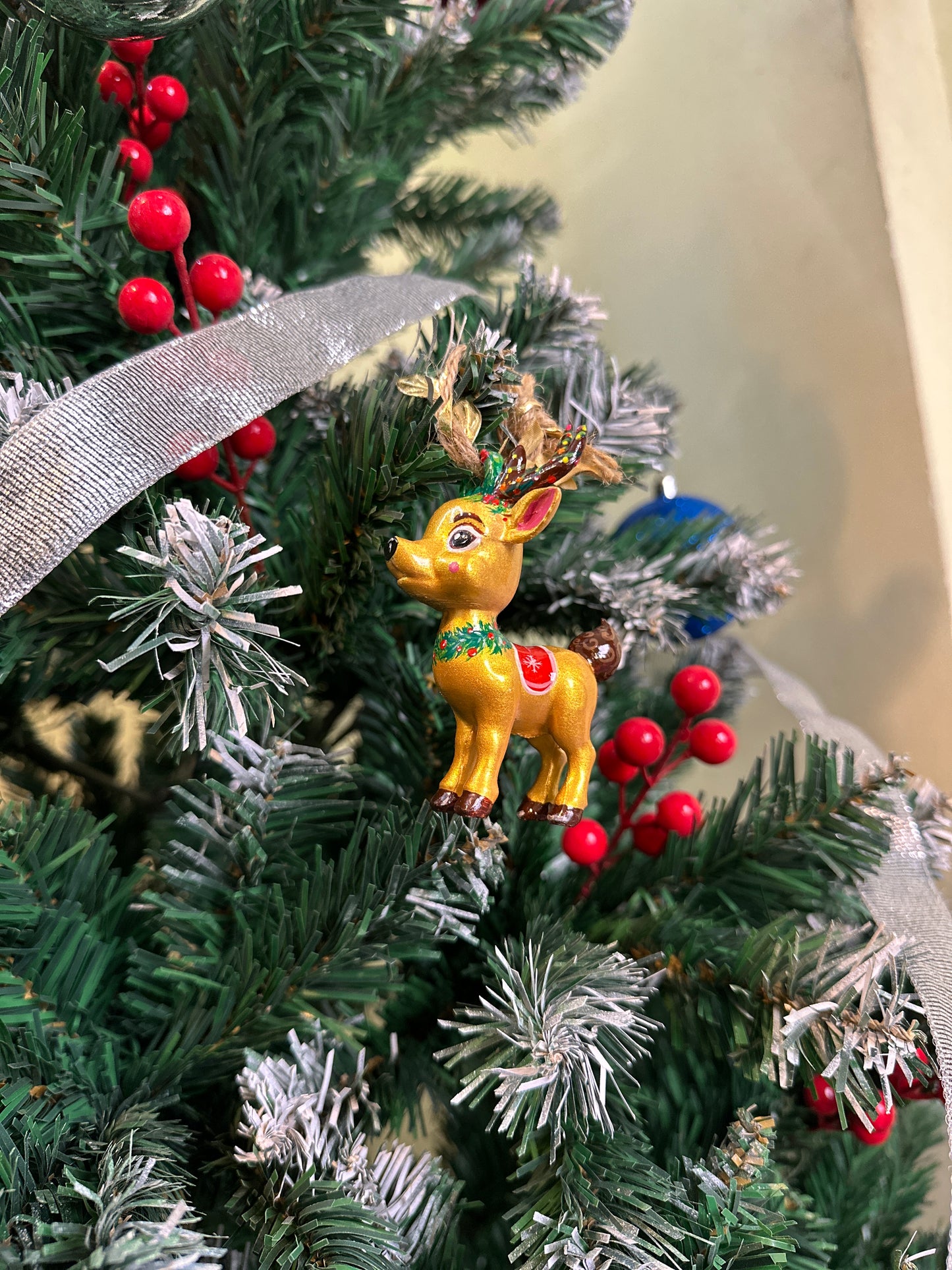 Lila the reindeer - Ornament