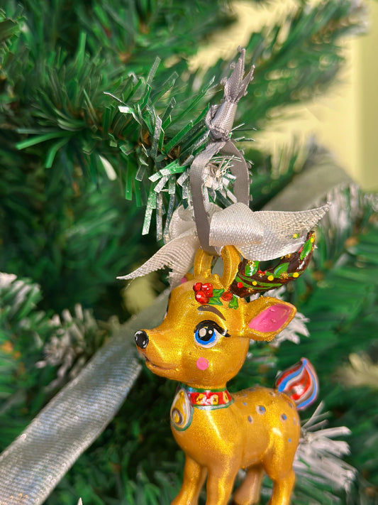 Maxine the reindeer - Ornament