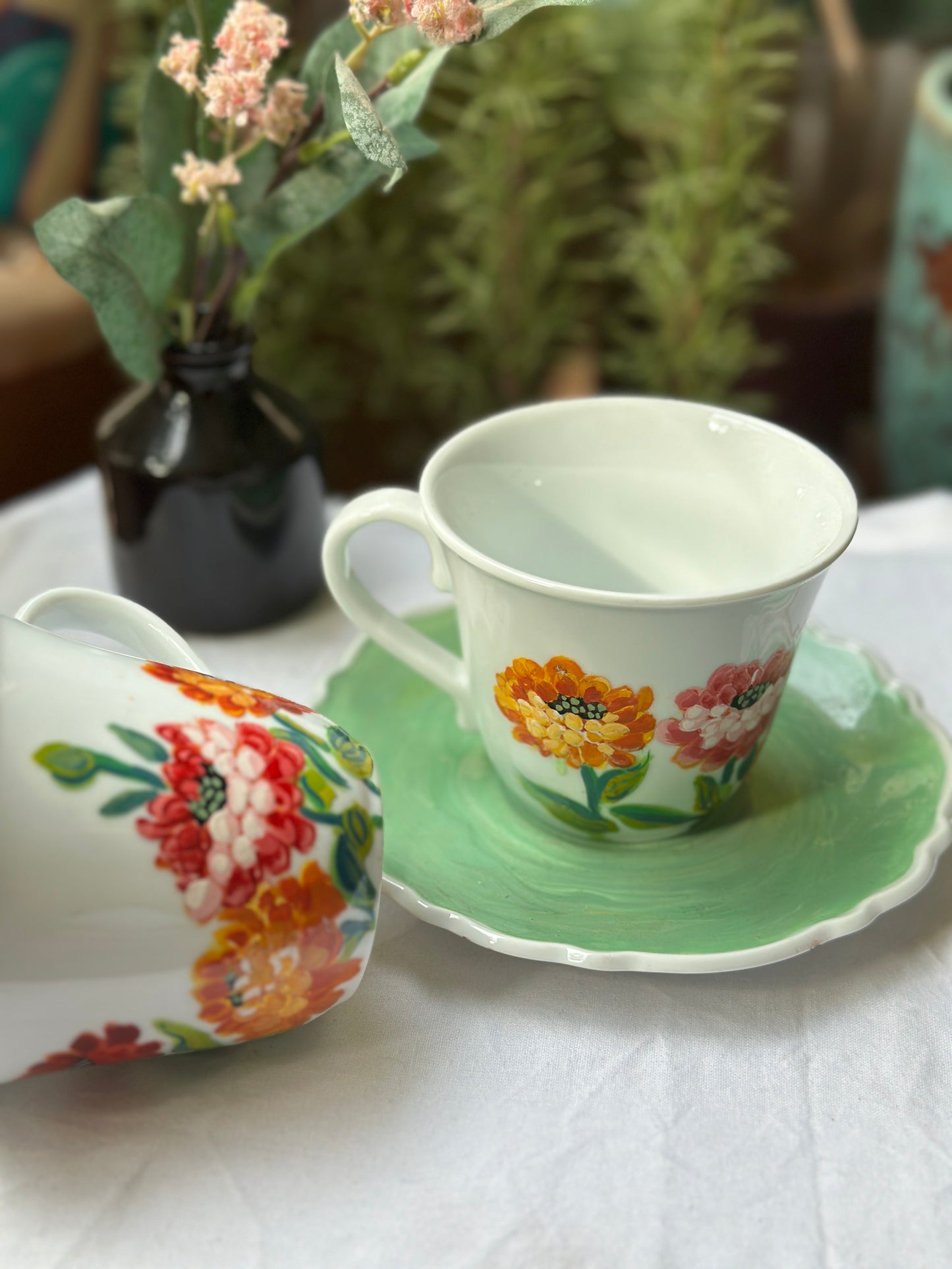 Dahalia - Tea Cup With Saucer (Set Of 2)