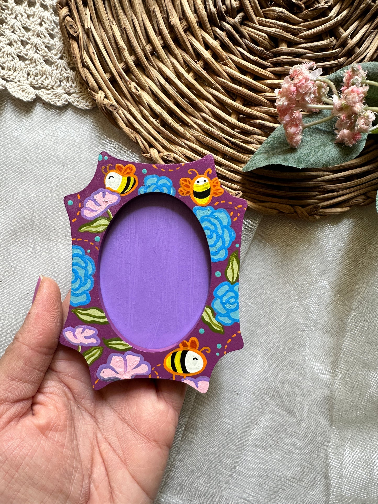 Bhawaraa - Photo Frame Magnet