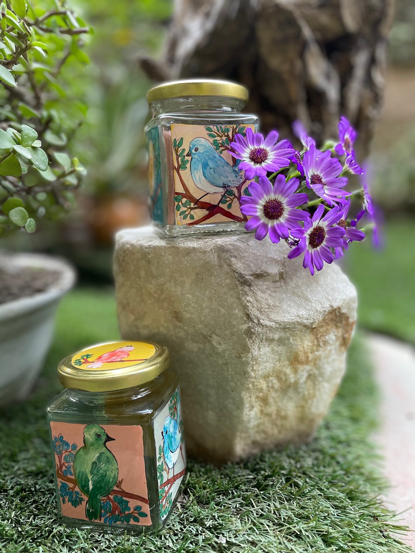 Sparrow jar