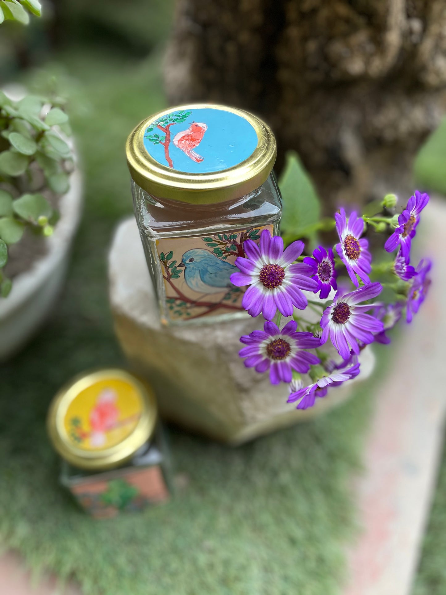 Sparrow jar