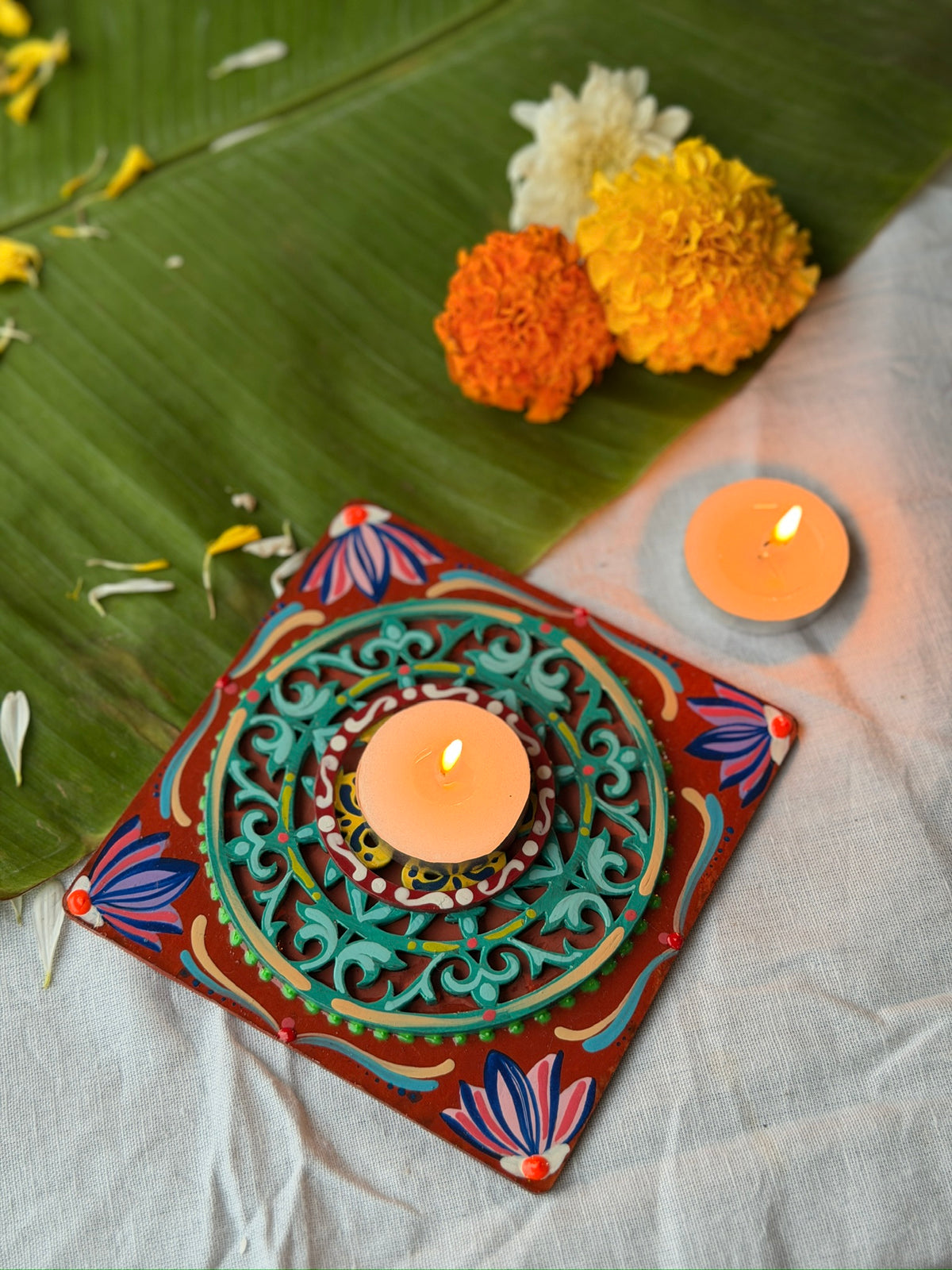 Minakshi - Tea light holder