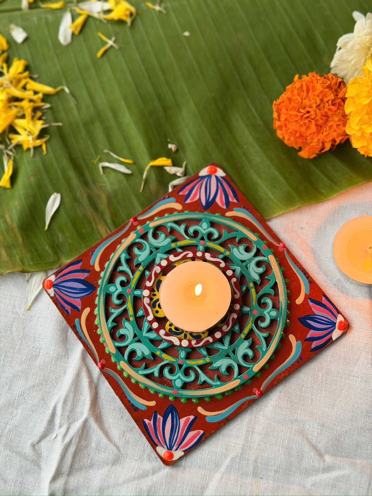 Minakshi - Tea light holder