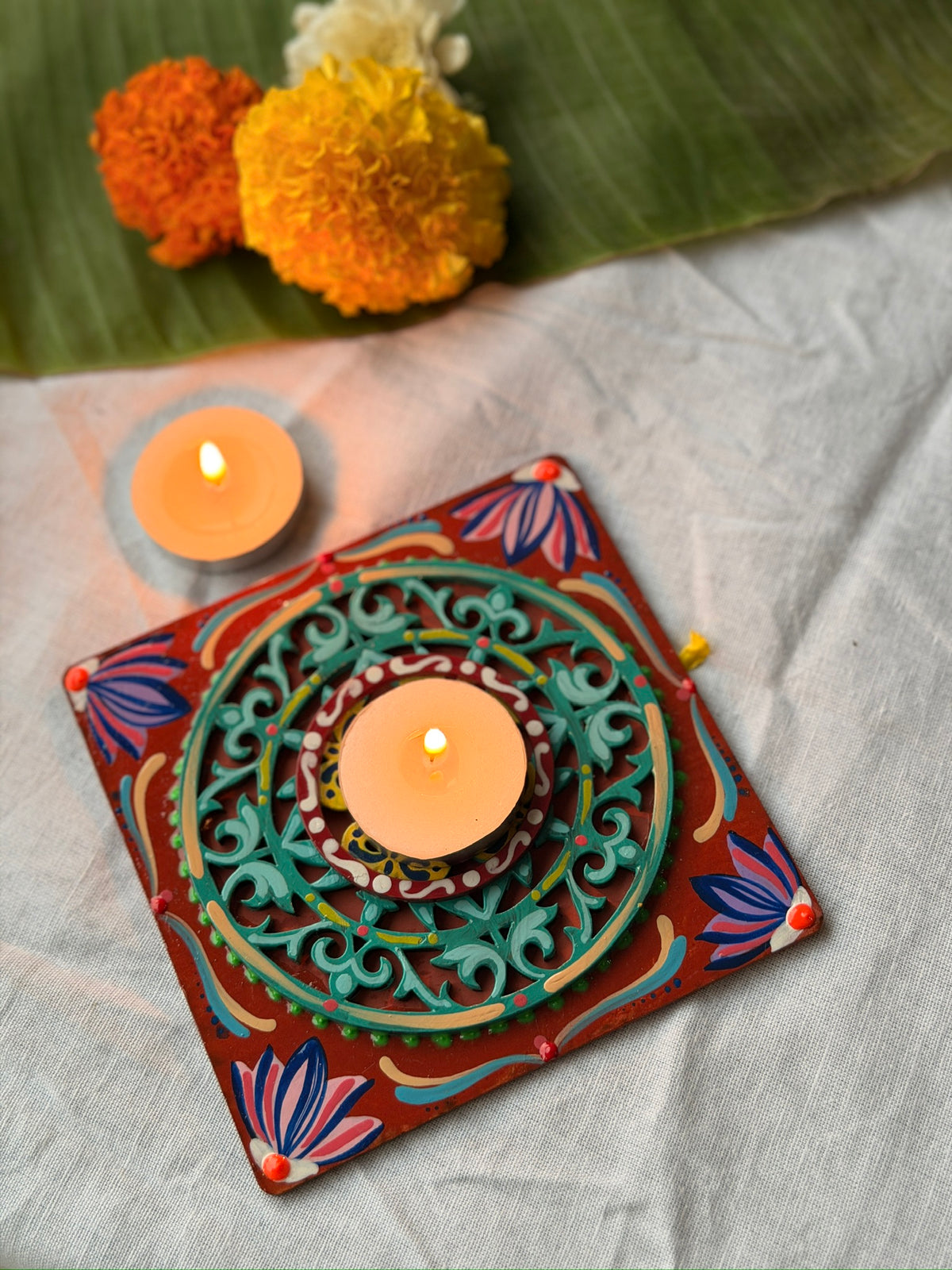 Minakshi - Tea light holder
