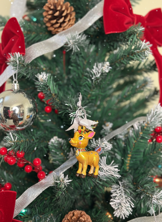 Maxine the reindeer - Ornament