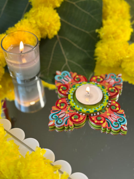 Aarohi - Tea Light Holder