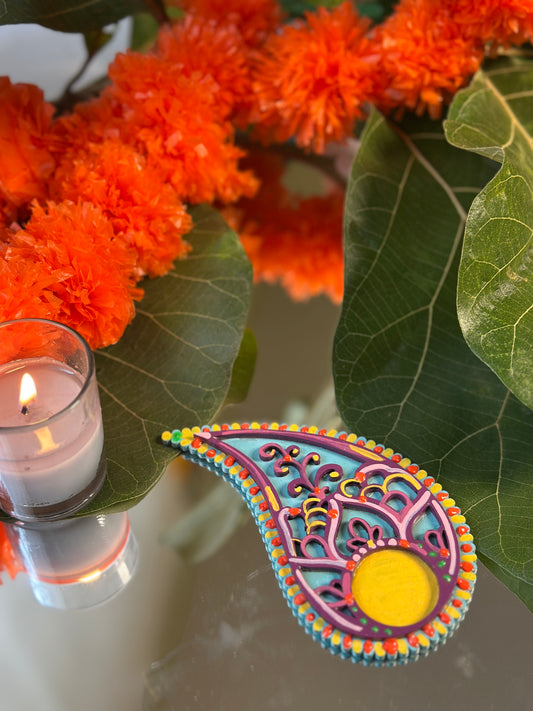 Ambika - Tea Light Holder