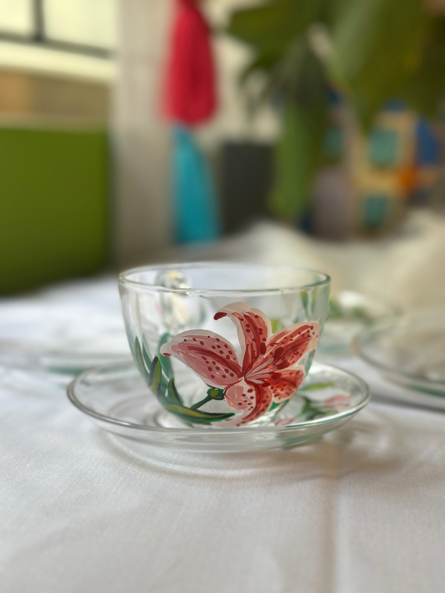 Big Lilies - Tea Cup