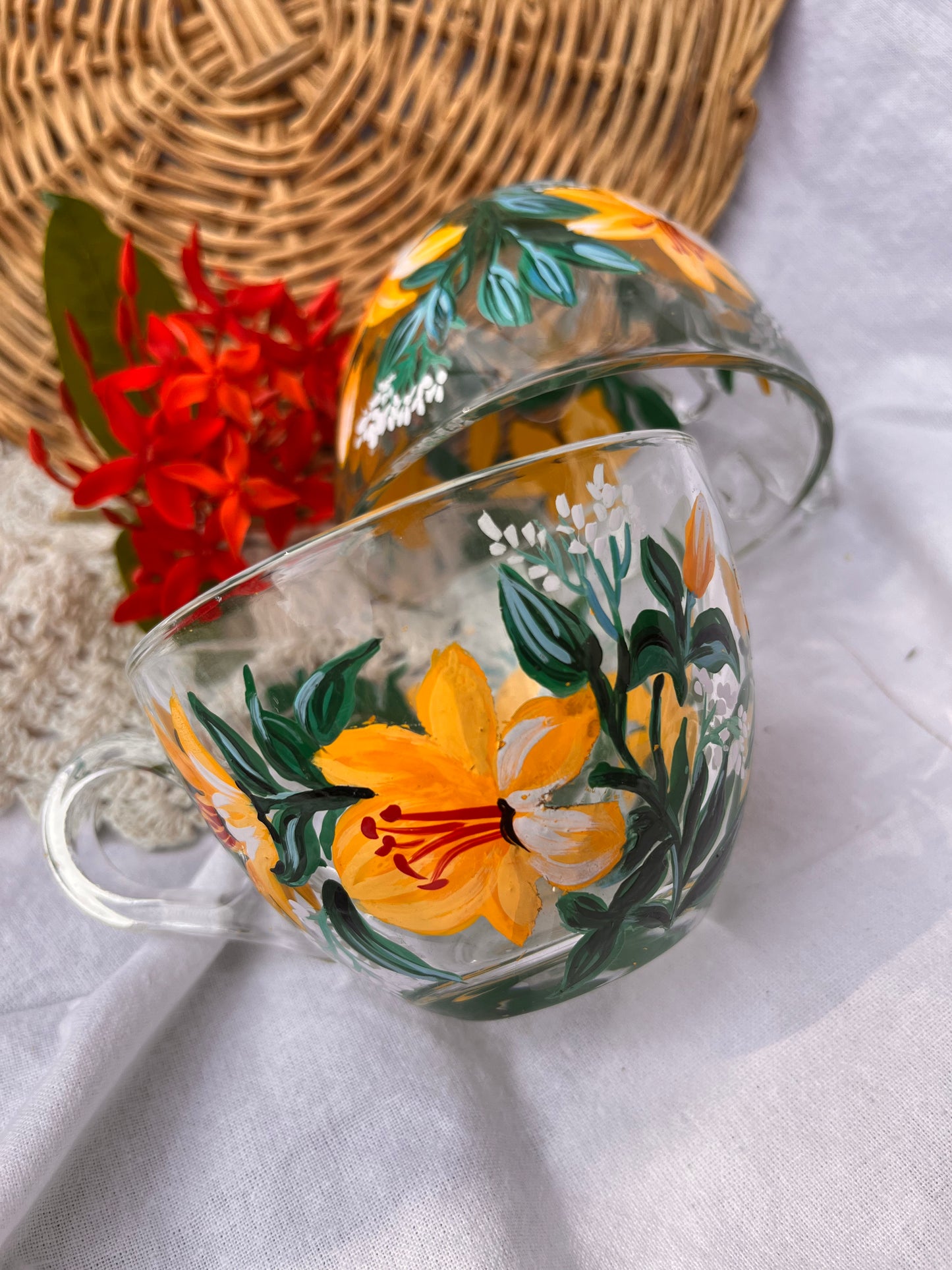 Big Lilies - Tea Cup