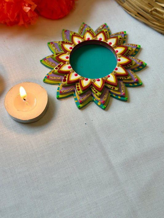 Himika - Tea Light Holder