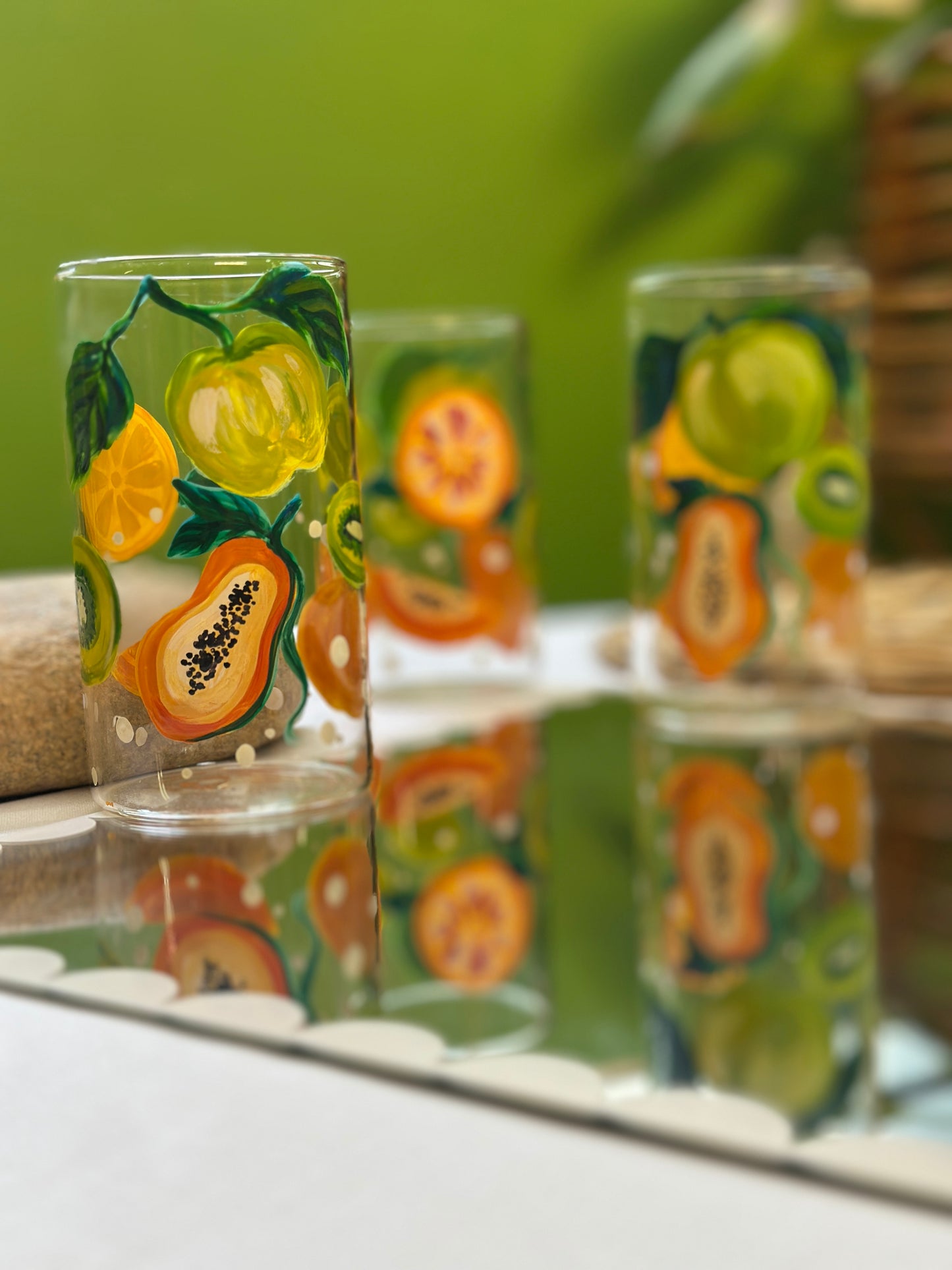 Juicy Sips - Drinking Glasses