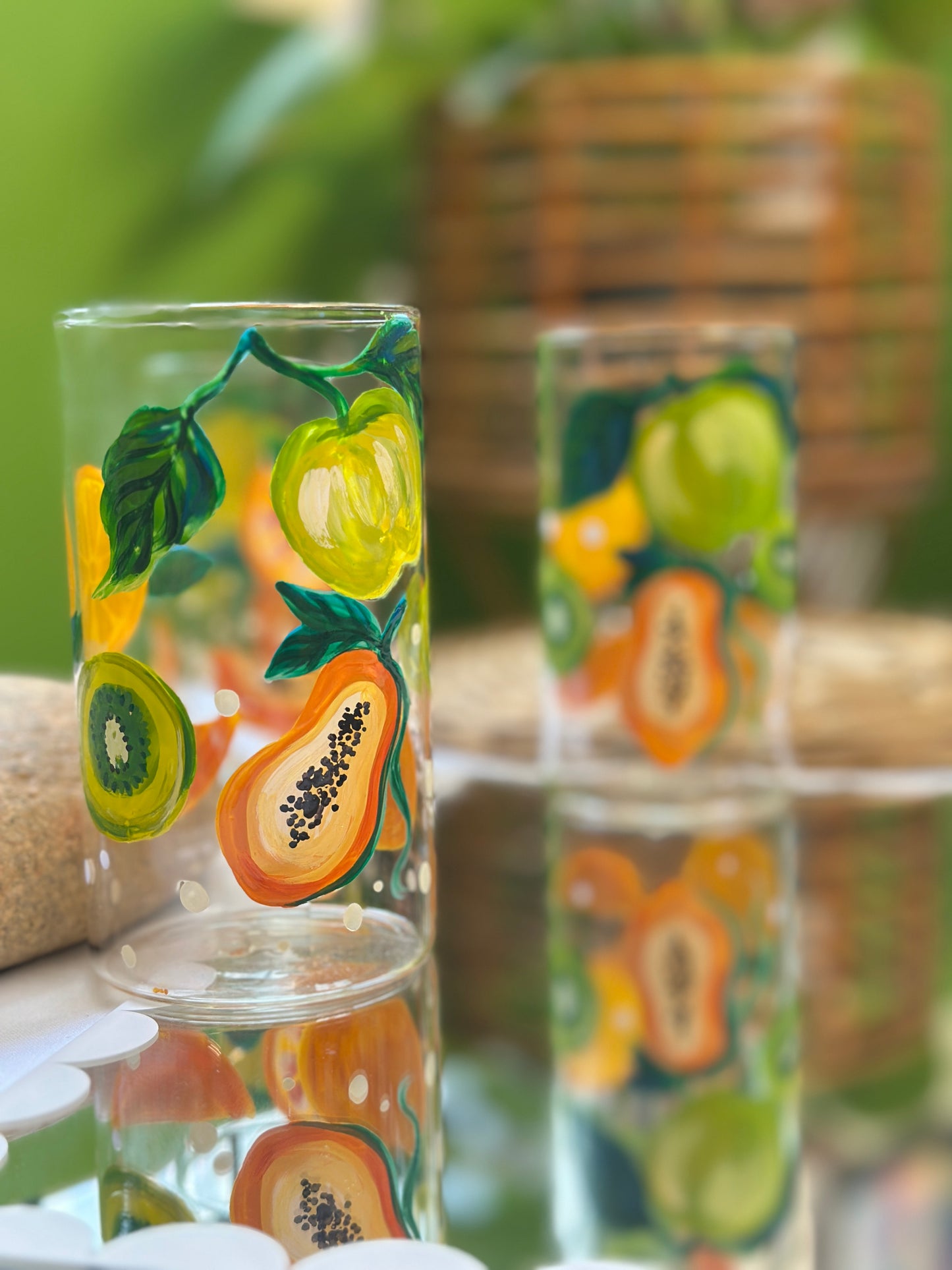 Juicy Sips - Drinking Glasses