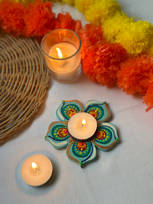Avantika- Tea Light Holder