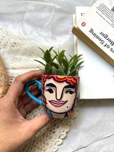 Load image into Gallery viewer, Marisa mini planter
