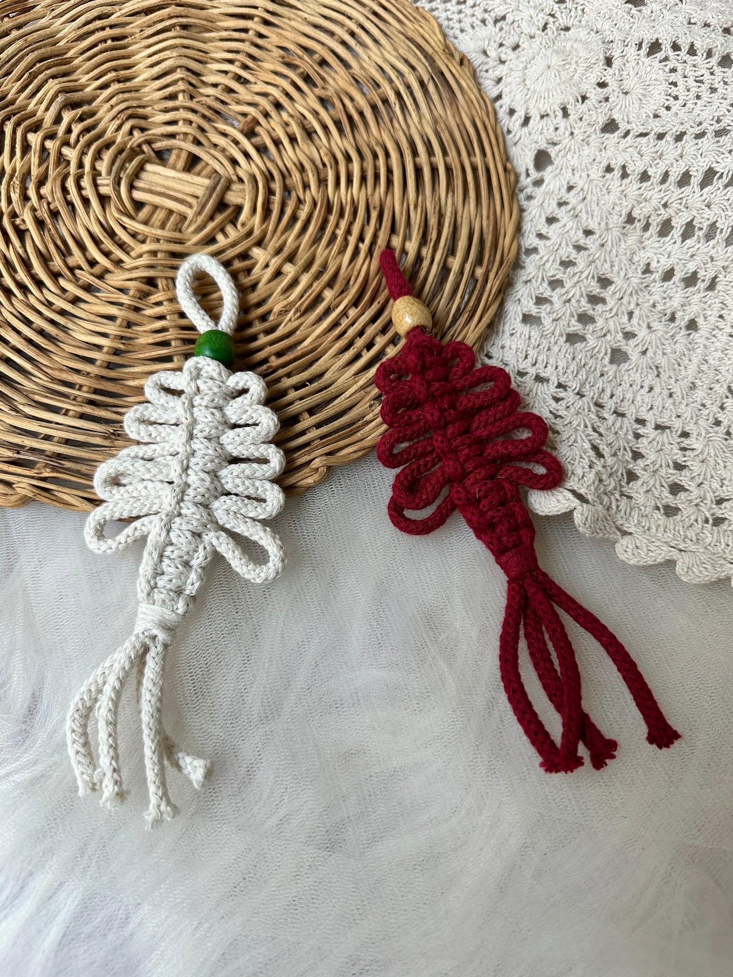 North Pole Treasure - macrame hanging