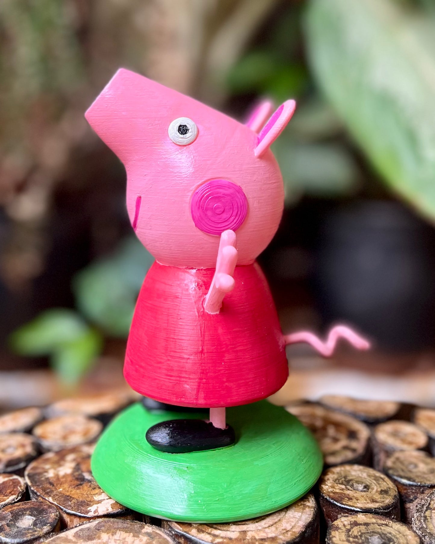 Paint Your Own Peppa Pig