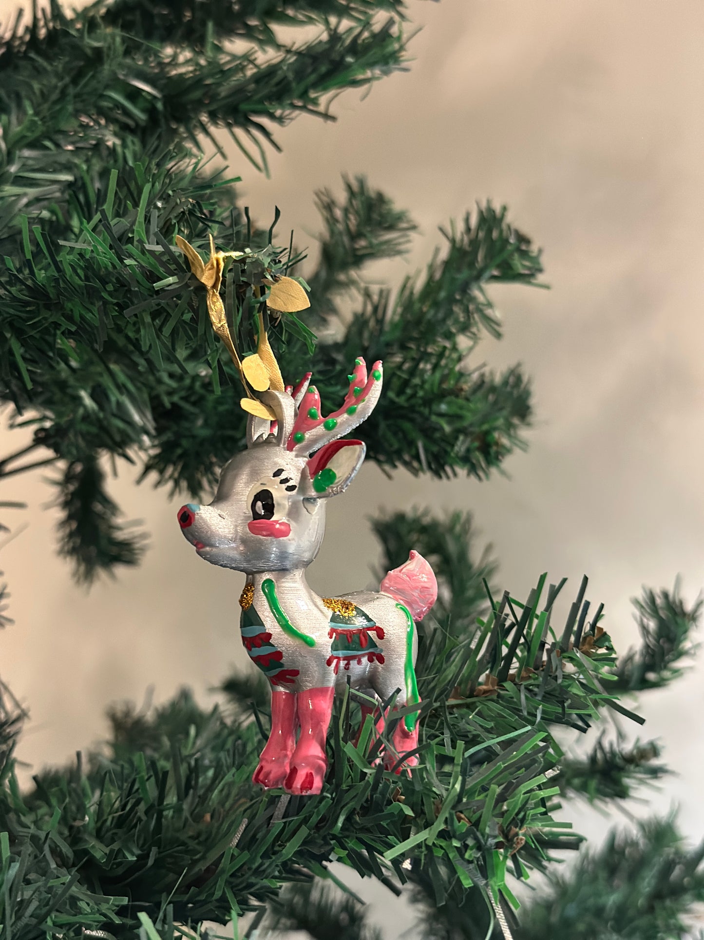 Almora the reindeer - Ornament