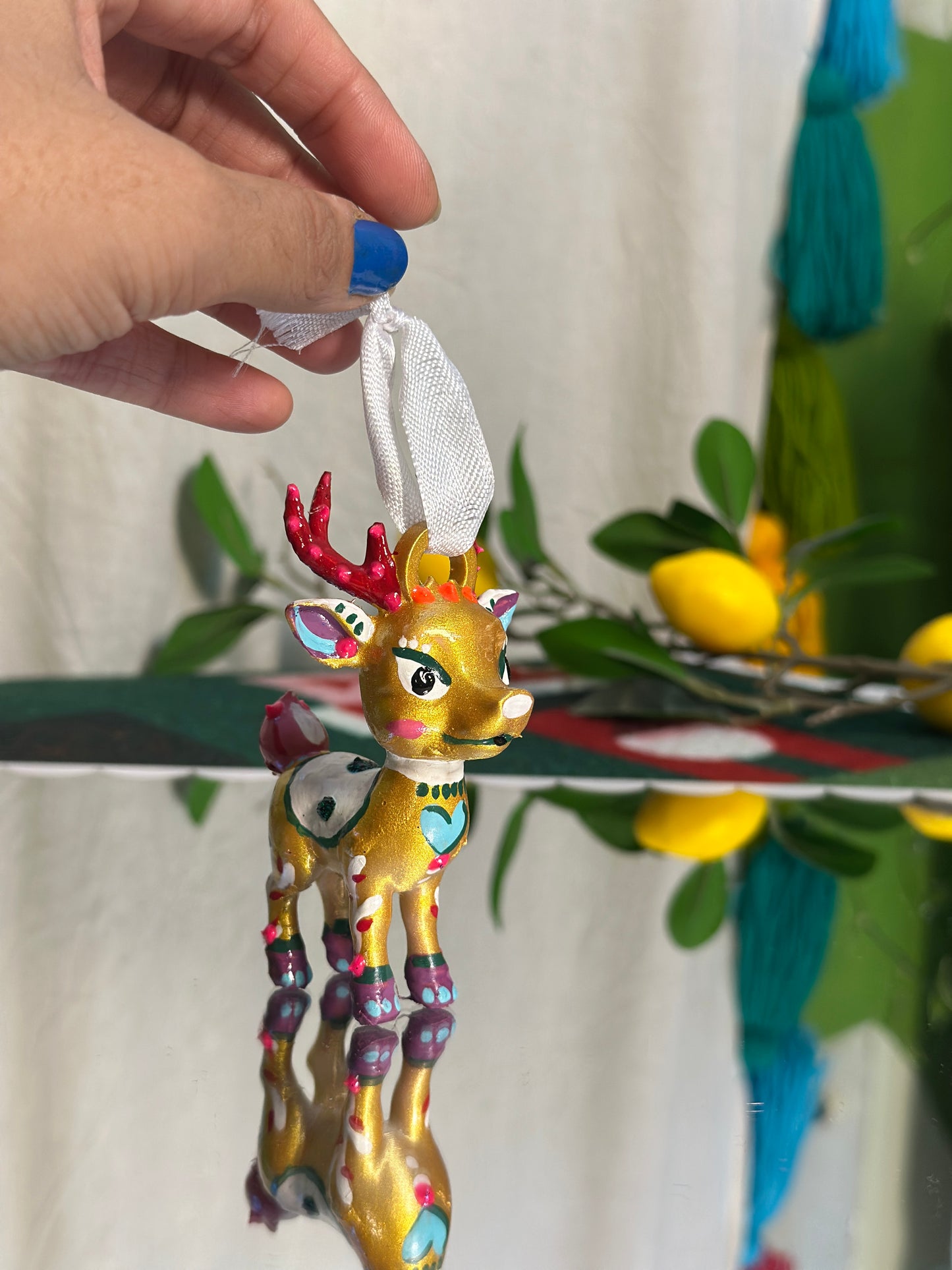 Goldy the reindeer - Ornament