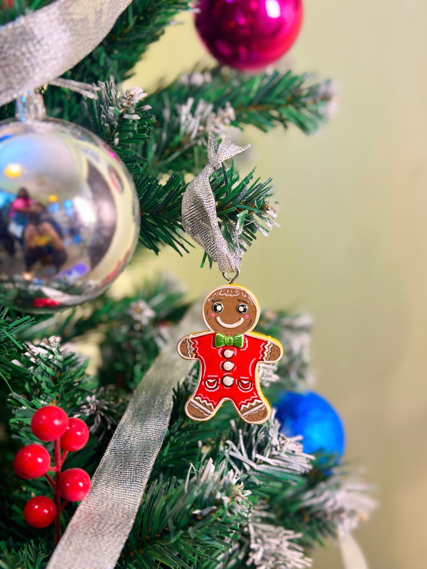 Gingerbread man 4 - Ornament