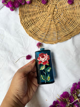 Load image into Gallery viewer, Red Rose - Mini bottle
