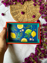 Load image into Gallery viewer, Citrus bloom - Wooden tray
