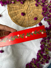 Load image into Gallery viewer, Citrus bloom - Wooden tray
