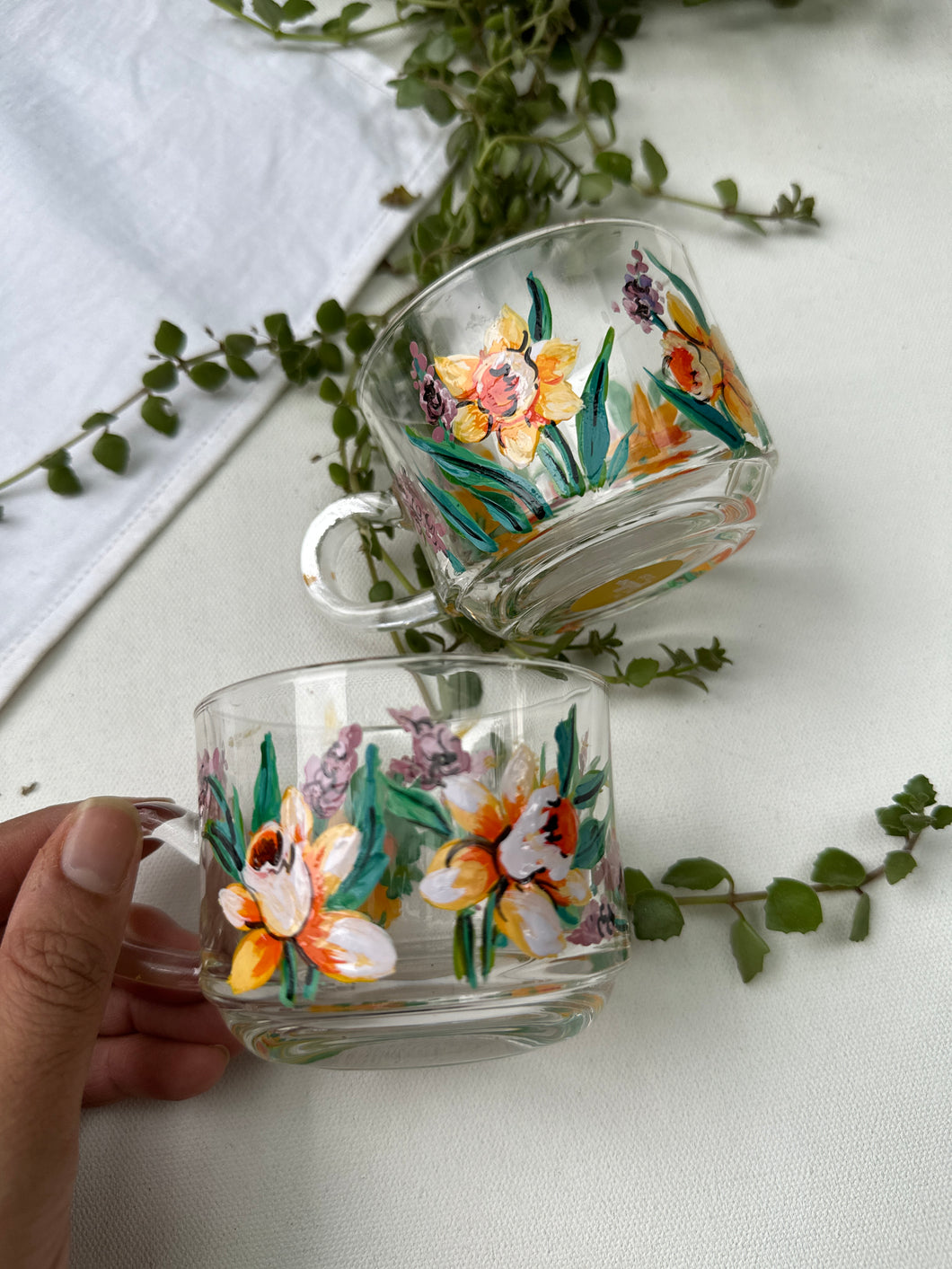 Daffodils tea cup
