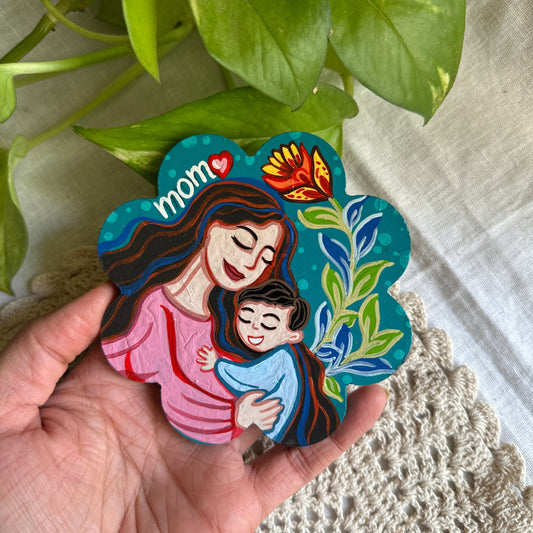 Mum's Hug - Magnet