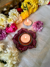 Load image into Gallery viewer, Sitara - Tea light holder
