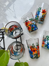 Load image into Gallery viewer, Lily - Pansy chai glass
